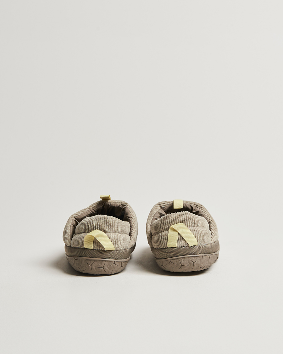Herren | The North Face Nuptse Corduroy Mule Beige | The North Face | Nuptse Corduroy Mule Beige