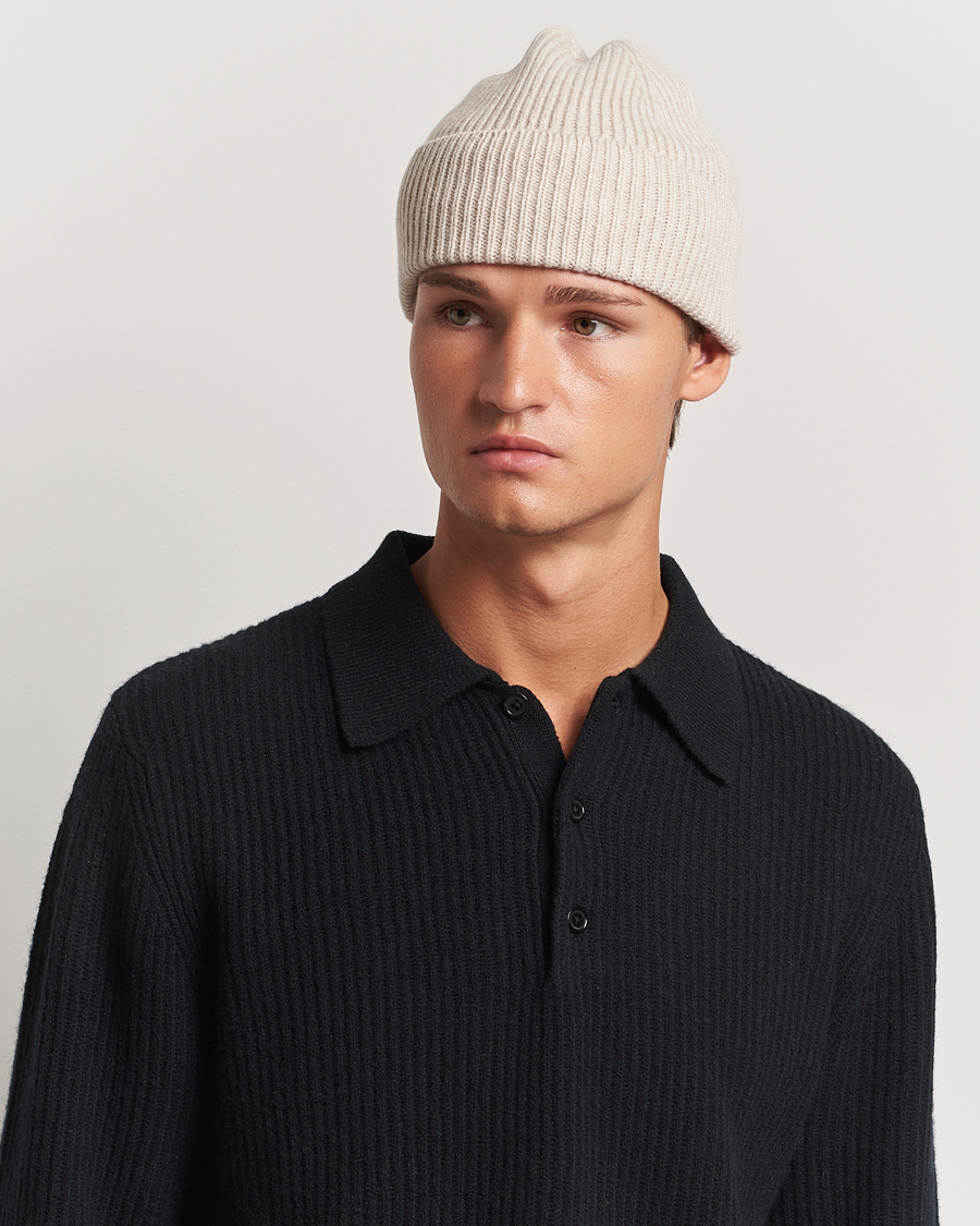 Herren | Colorful Standard Merino Wool Beanie Ivory White | Colorful Standard | Merino Wool Beanie Ivory White
