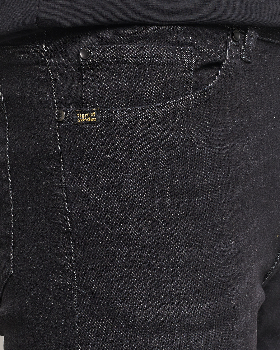 Herren | Jeans | Tiger of Sweden | Evolve Stretch Cotton Jeans Washed Black