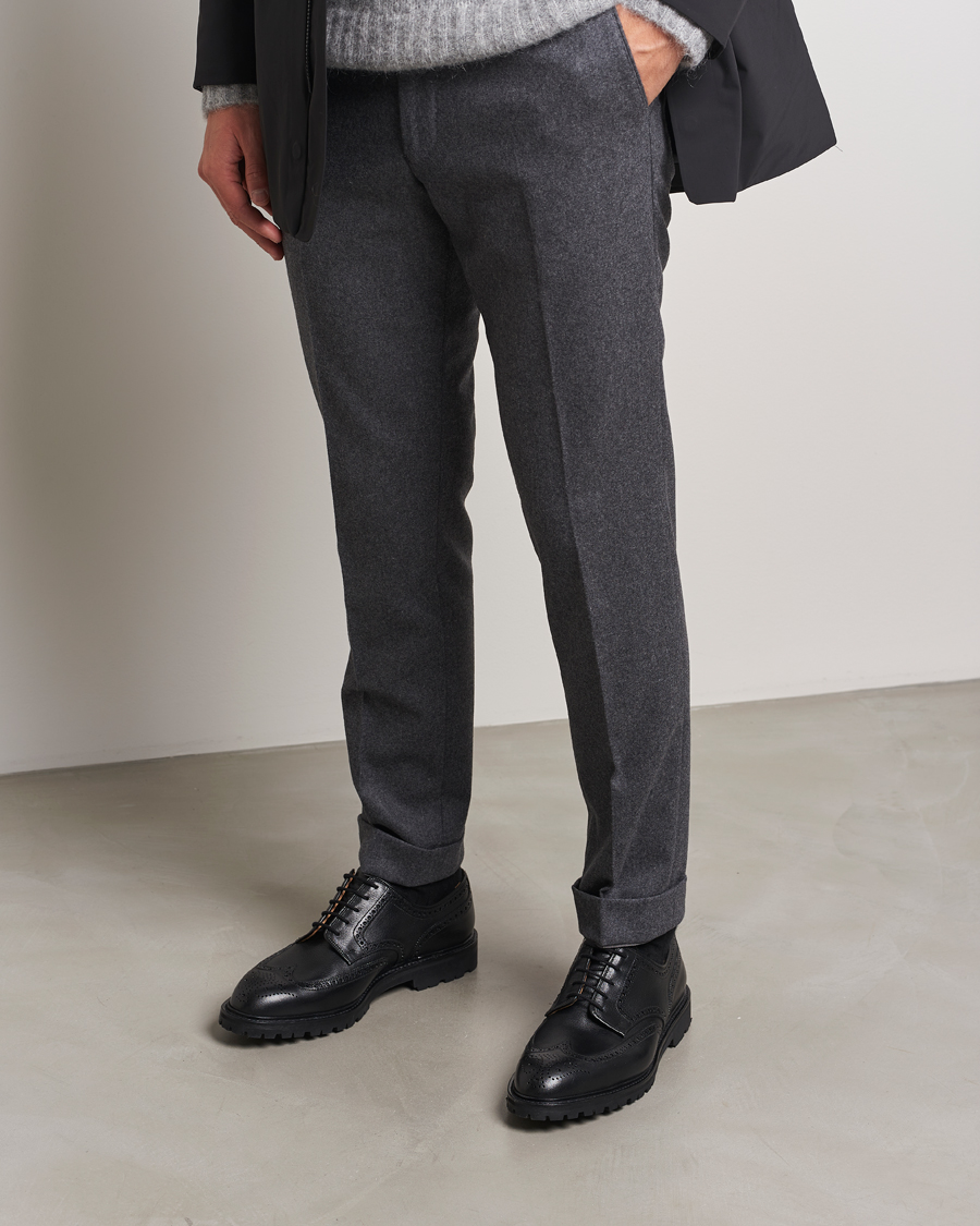 Herren | Crockett & Jones Pembroke Milled Grain Vibram Black | Crockett & Jones | Pembroke Milled Grain Vibram Black