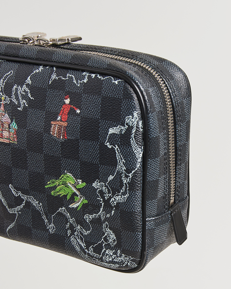 Herren | Louis Vuitton Pre-Owned Renaissance Trousse Toilette Bag | Louis Vuitton Pre-Owned | Renaissance Trousse Toilette Bag