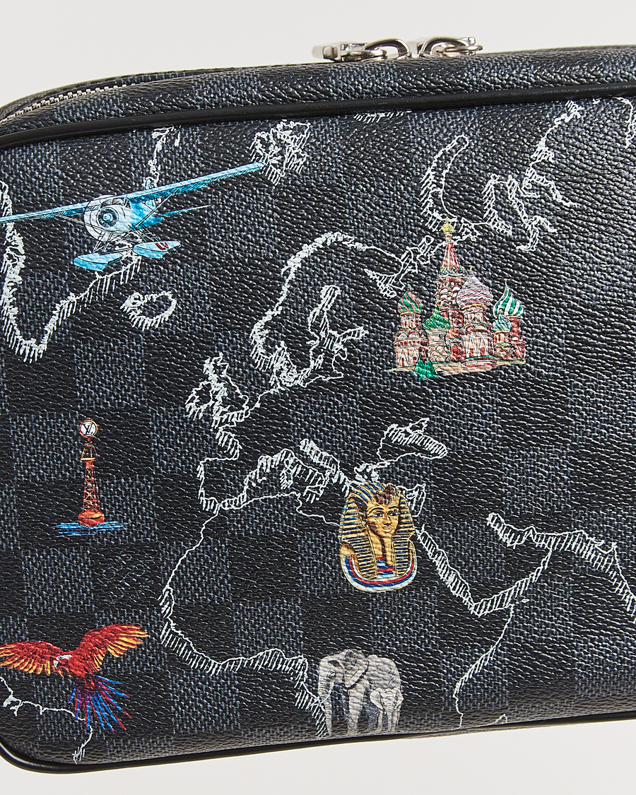 Herren | Louis Vuitton Pre-Owned Renaissance Trousse Toilette Bag | Louis Vuitton Pre-Owned | Renaissance Trousse Toilette Bag