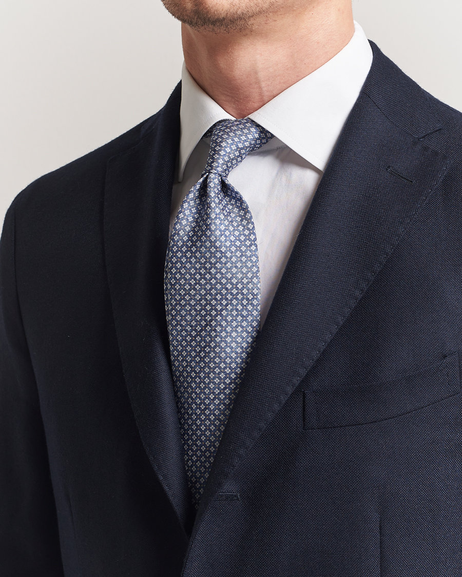 Herren | Krawatten | Amanda Christensen | Silk Oxford Printed Micro Flower 8cm Tie Navy