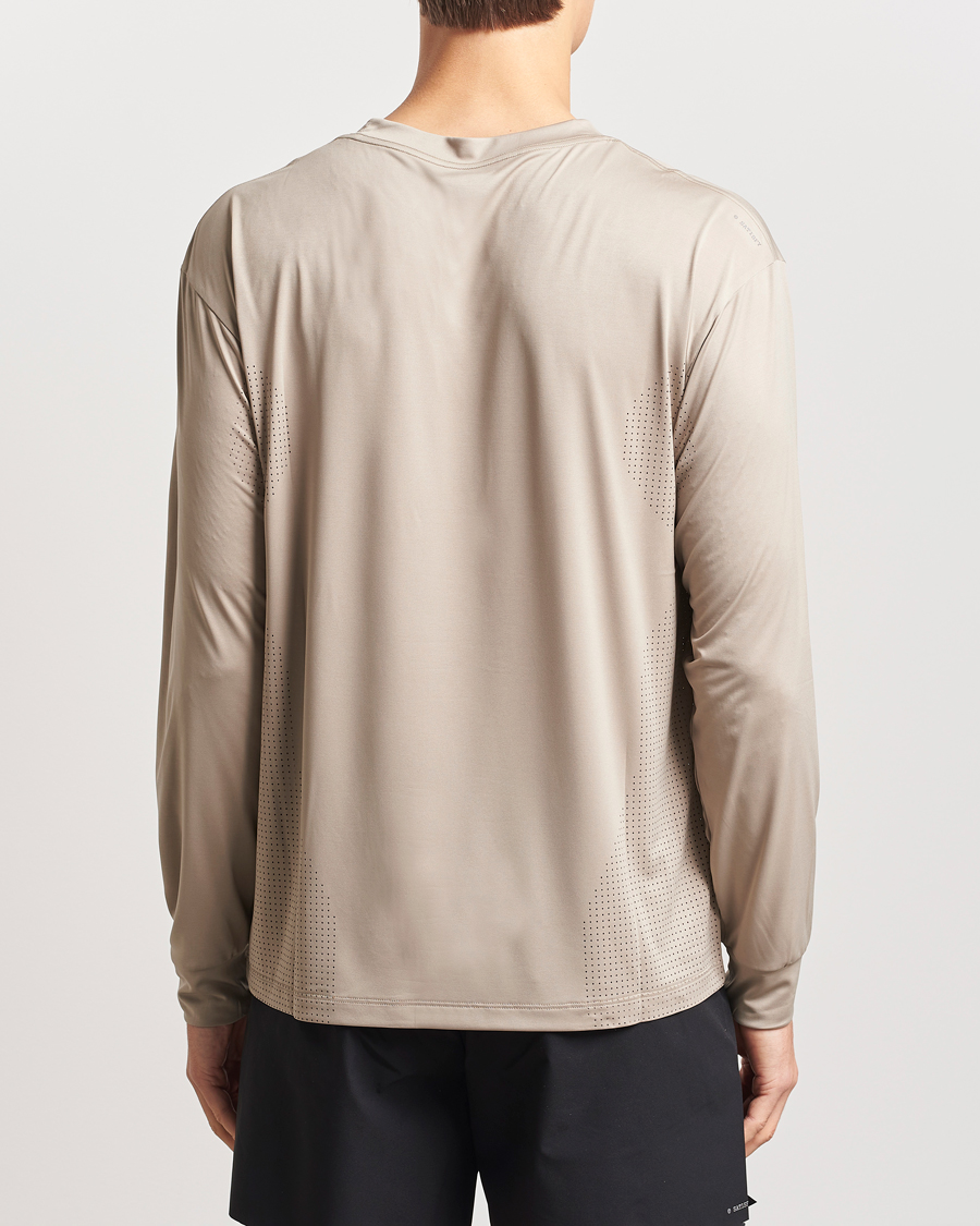 Herren | T-Shirts | Satisfy | AuraLite Air Long Sleeve T-Shirt Estaurilite
