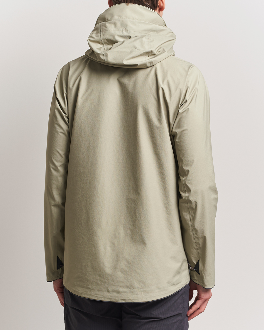 Herren | Jacken | Klättermusen | Asynja Lightweight Waterproof Jacket Silver Green