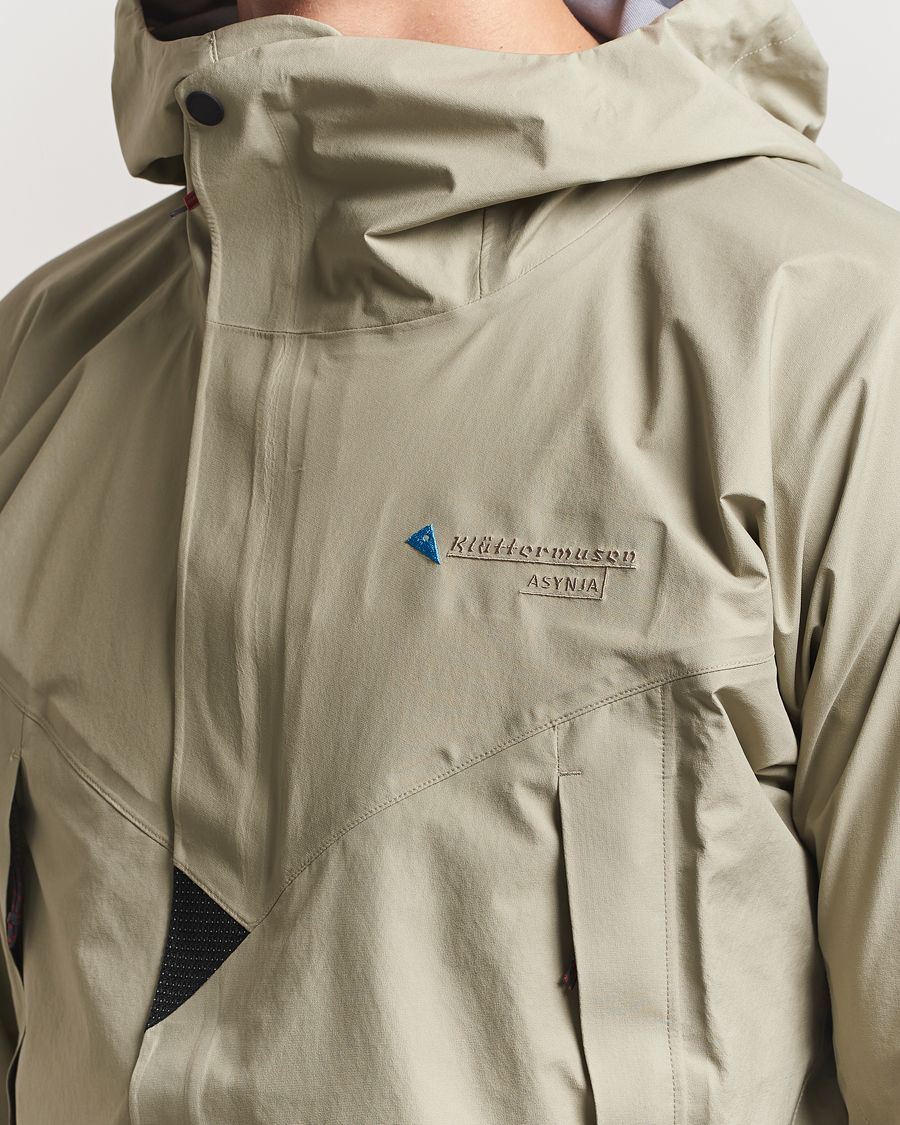 Herren | Jacken | Klättermusen | Asynja Lightweight Waterproof Jacket Silver Green