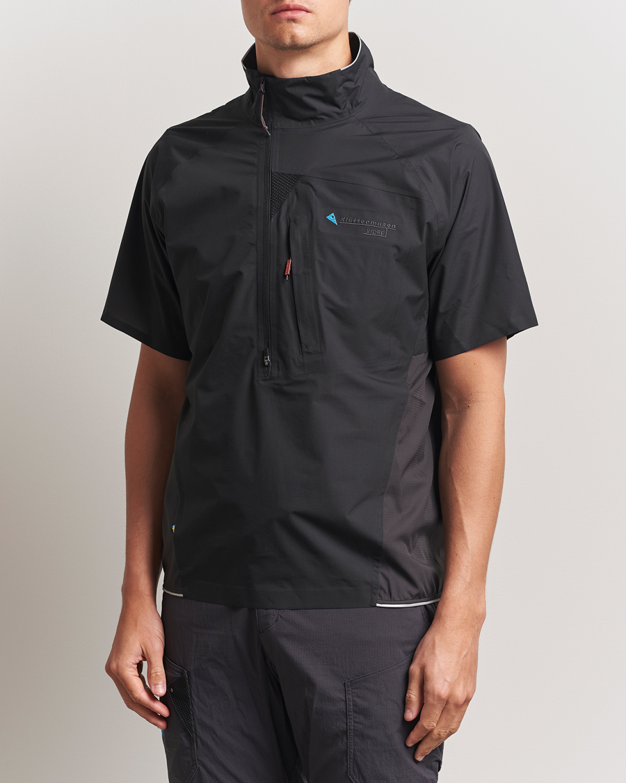 Herren | T-Shirts | Klättermusen | Vidre Zip Short Sleeve Shirt Black