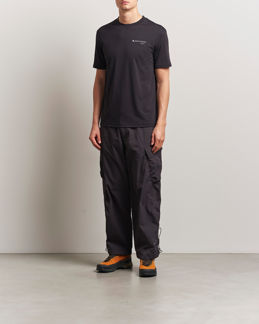 Herren | T-Shirts | Klättermusen | Narfi Short Sleeve Running T-Shirt Raven