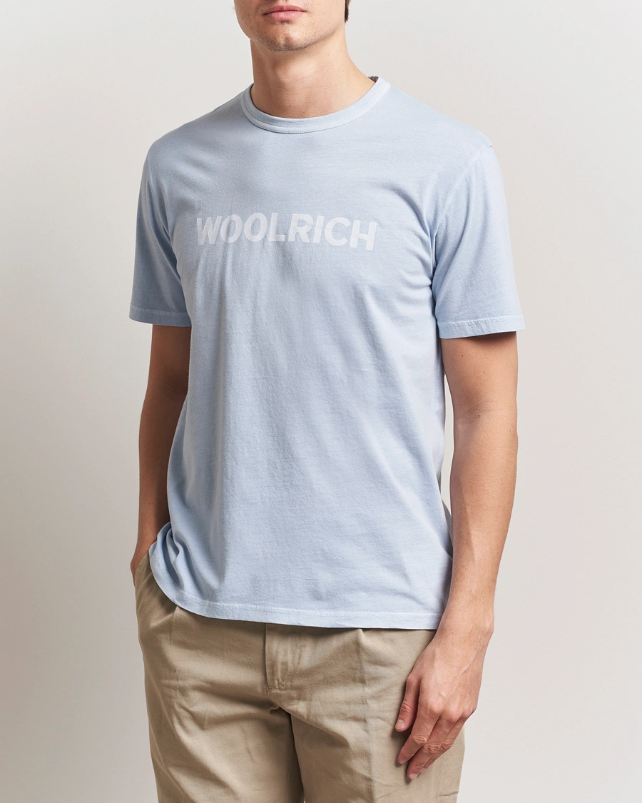 Herren | T-Shirts | Woolrich | Light Garment Dyed T-Shirt Flask