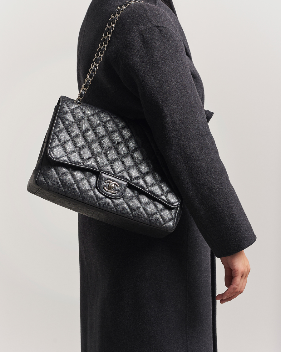 Herren | Gifts for Her | Chanel Pre-Owned | Classic Single Flap Maxi Black Caviar