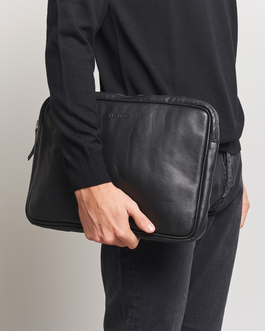 Herren | Taschen | LES DEUX | Leather Laptop Sleeve Black