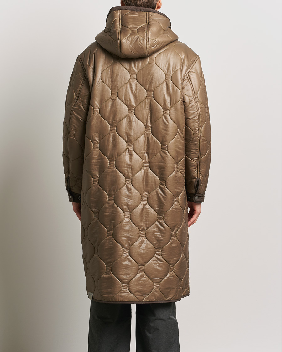 Herren | Jacken | Woolrich | Quilted Coat Sherpa Lining by Todd Snyder Taupe