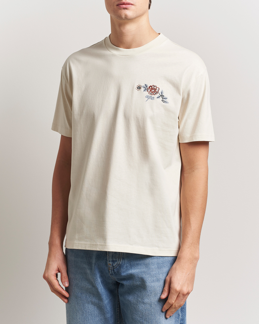 Herren | T-Shirts | A.P.C. | Oscar Embroidered T-Shirt Ecru