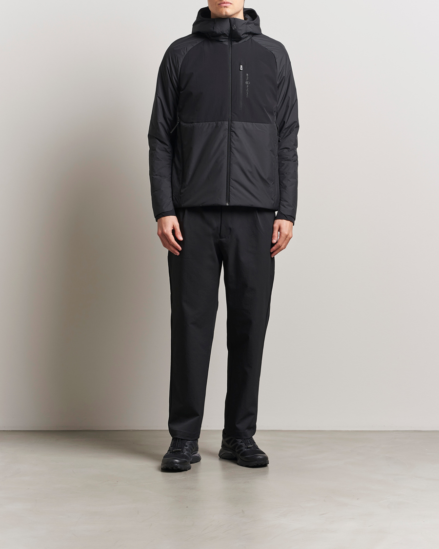 Herren | Jacken | Sail Racing | Amplitude Primaloft Hooded Jacket Carbon