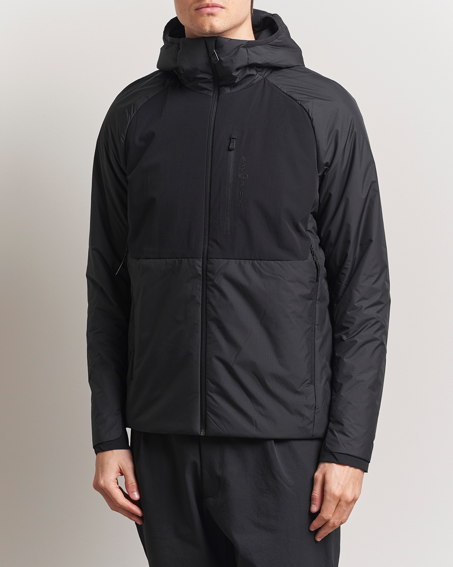 Herren | Jacken | Sail Racing | Amplitude Primaloft Hooded Jacket Carbon