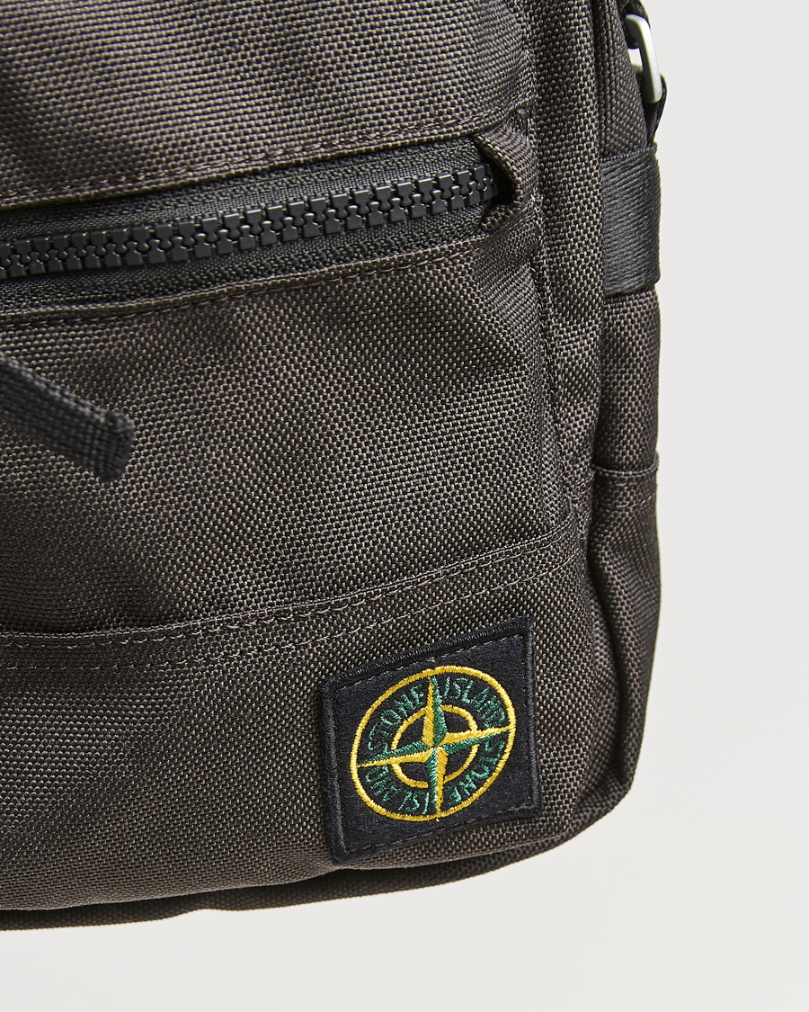 Herren | Stone Island Cordura Cross Body Bag Lead Grey | Stone Island | Cordura Cross Body Bag Lead Grey