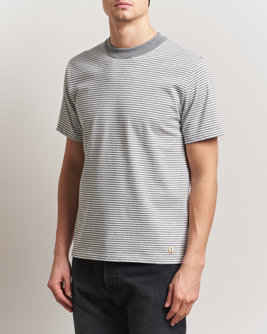 Herren | T-Shirts | Armor-lux | Callac Héritage Stripe T-Shirt Misty Grey/Milk