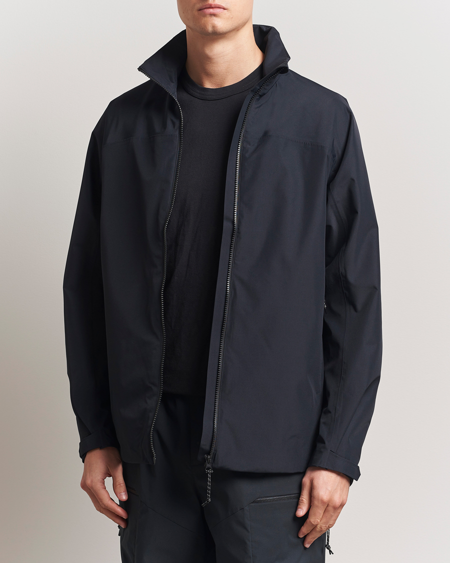 Herren | Jacken | Peak Performance | Quest Jacket Black