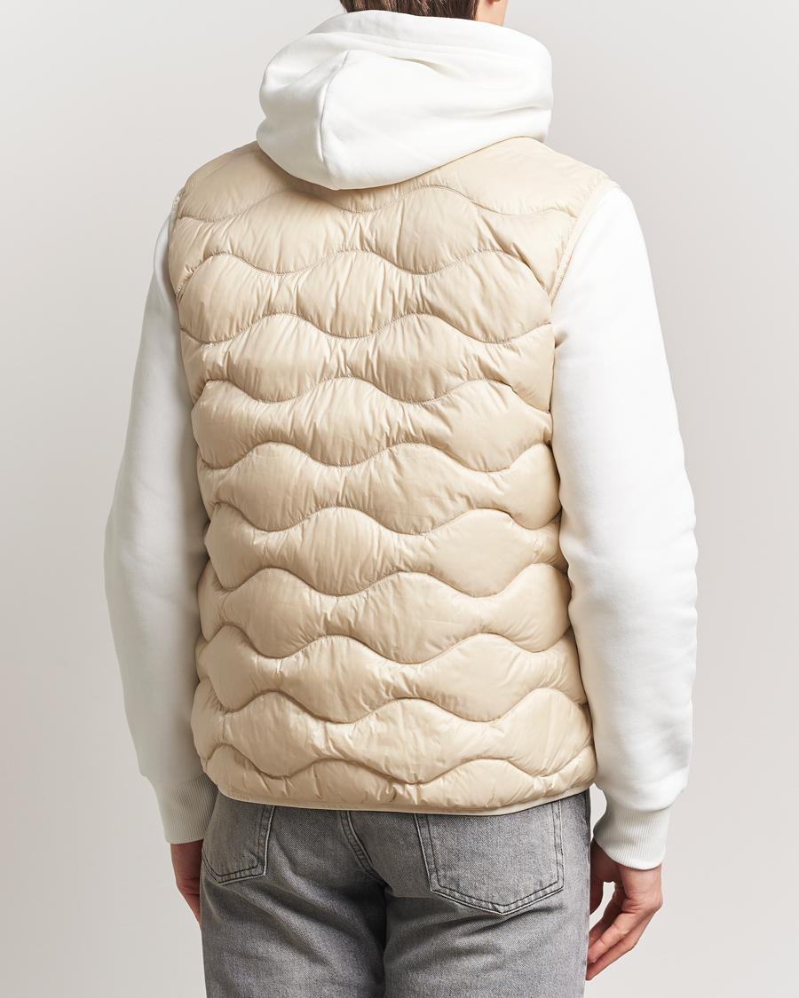Herren | Westen | Peak Performance | Helium Down Vest Sand Fog