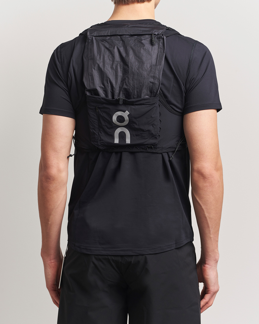 Herren | On Ultra Vest 10L Black | On | Ultra Vest 10L Black