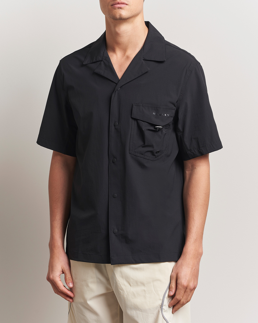Herren | Hemden | Oakley | Cuban Collar Short Sleeve Shirt Blackout