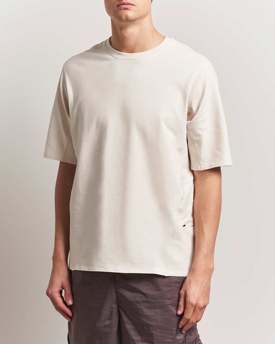 Herren | T-Shirts | Oakley | Latitude Flight T-Shirt Mist
