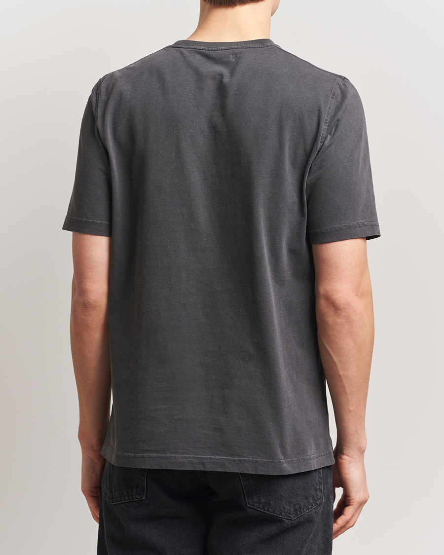 Herren | T-Shirts | Samsøe Samsøe | Marcus Center Logo T Crew Neck T-Shirt Washed Black