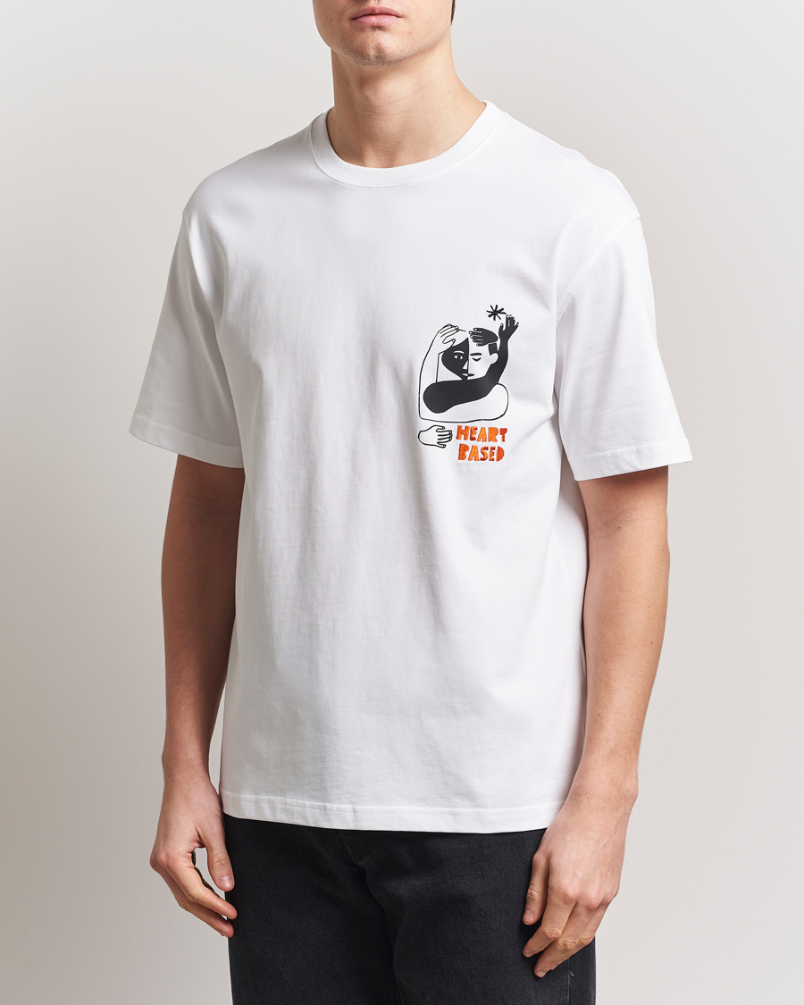 Herren | T-Shirts | Samsøe Samsøe | Heart Printed Crew Neck T-Shirt White
