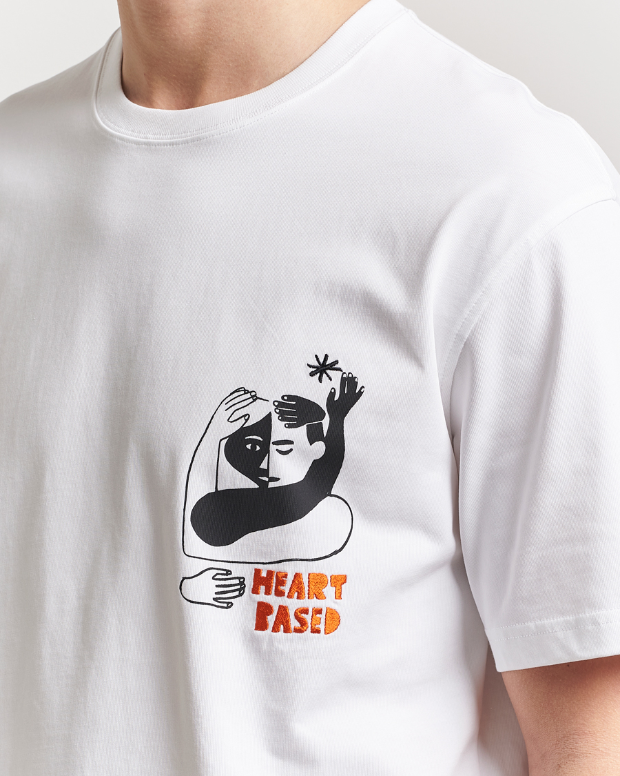 Herren | T-Shirts | Samsøe Samsøe | Heart Printed Crew Neck T-Shirt White