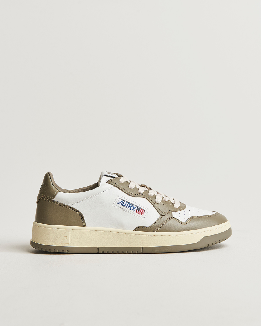 Herren | Sneaker | Autry | Medalist Low Super Soft Goat Leather Sneaker White/Covert Green