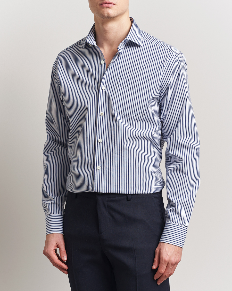 Herren | Hemden | Oscar Jacobson | Wide Spread Washed Stripe Shirt White/Blue