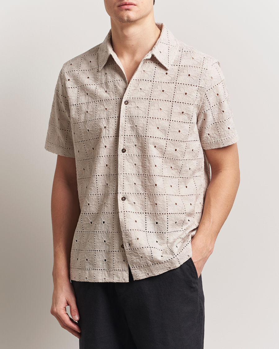 Herren | Hemden | LES DEUX | Hector Anglaise Short Sleeve Shirt Light Sand