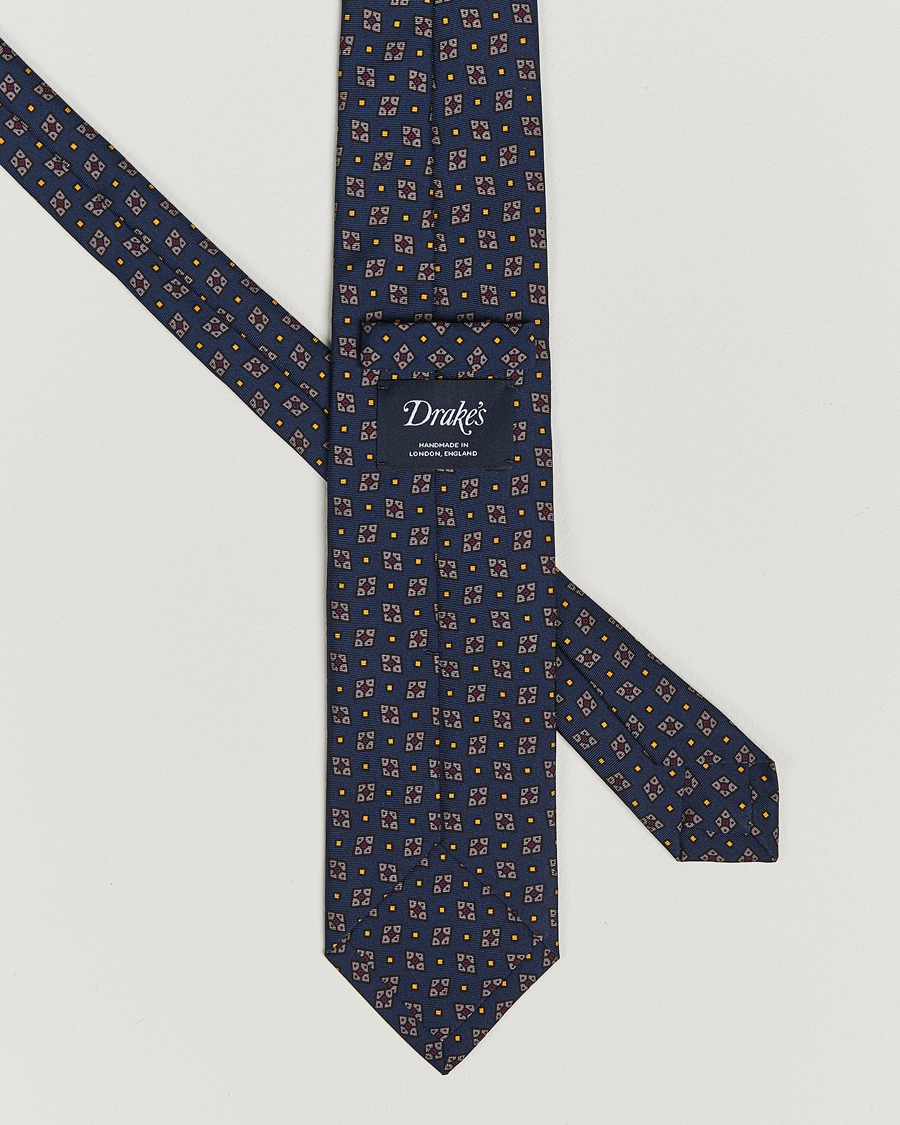Herren | Drake's Mini Diamond Medallion Silk Twill Tie Navy | Drake's | Mini Diamond Medallion Silk Twill Tie Navy