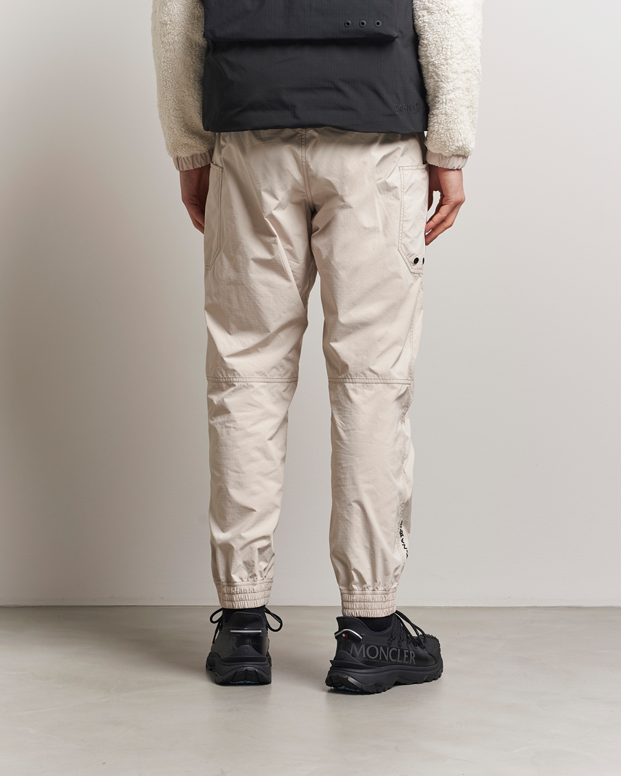 Herren | Hosen | Moncler Grenoble | Drawstring Trousers Off White
