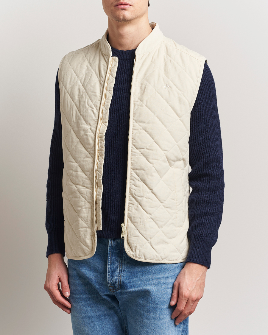 Herren | Westen | Morris | Teddy Quilted Cord Vest Khaki