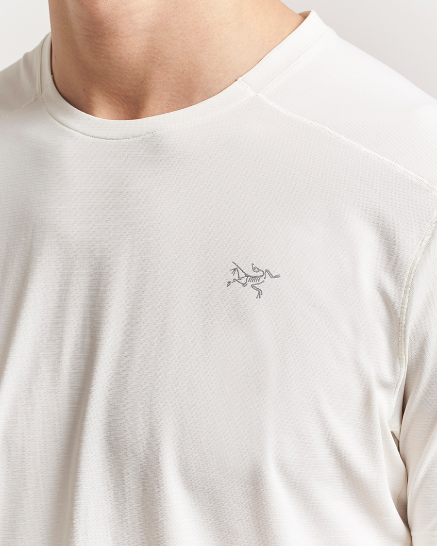 Herren | T-Shirts | Arc'teryx | Cormac Crew Neck T-Shirt Arctic Silk Heather