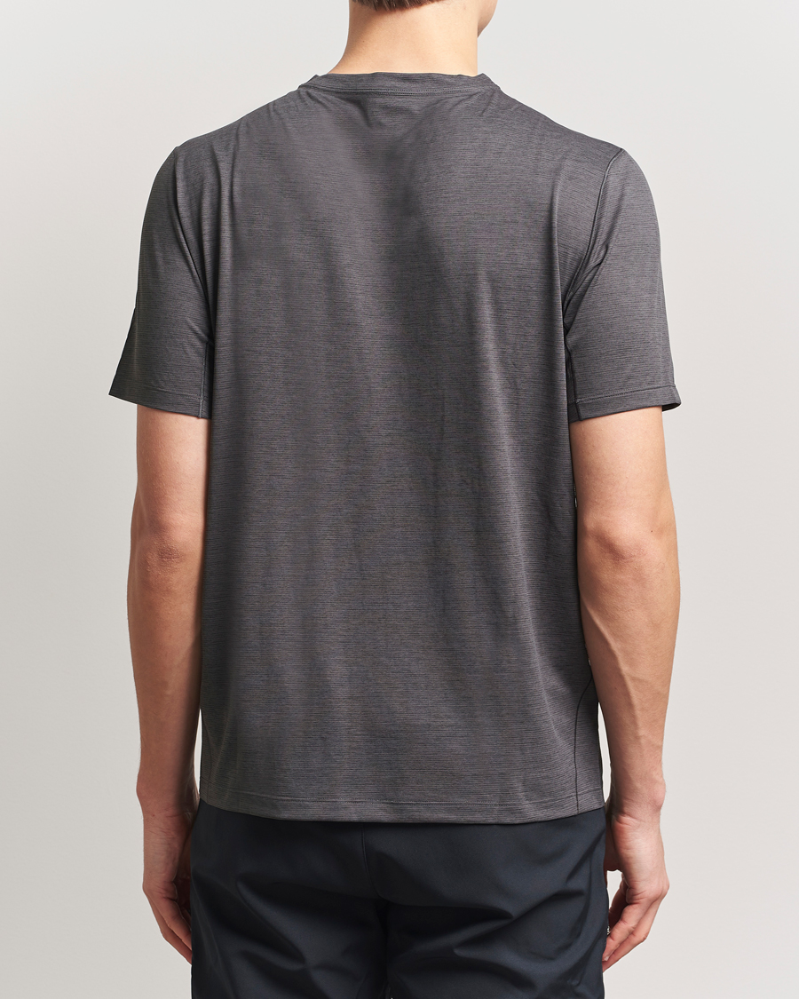 Herren | T-Shirts | Arc'teryx | Cormac Crew Neck T-Shirt Black Heather