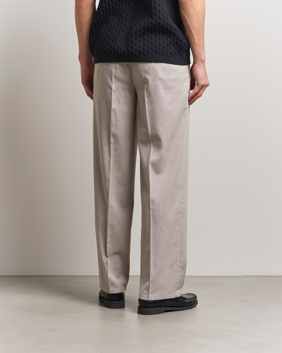 Herren | Hosen | LES DEUX | Reece Pleated Slub Suit Pants Light Sand