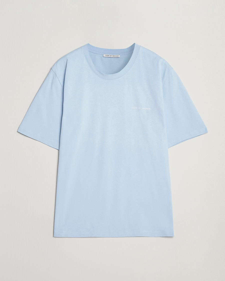 Herren | T-Shirts | Tiger of Sweden | Pro Cotton Logo T-Shirt Light Blue