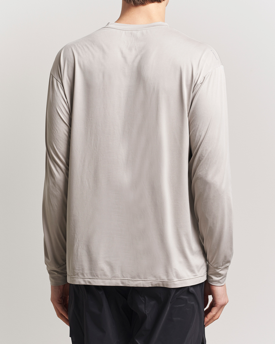 Herren | T-Shirts | Satisfy | AuraLite Long Sleeve T-Shirt Mineral Dune