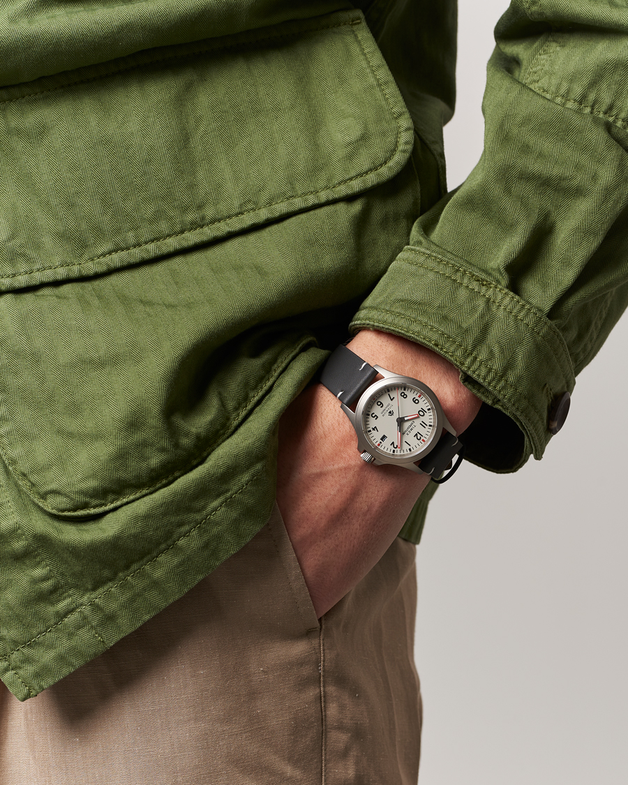 Herren | Timex Expedition Titanium 38mm Light Gray Dial | Timex | Expedition Titanium 38mm Light Gray Dial