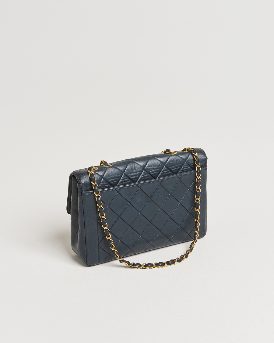 Herren | Pre-Owned & Vintage Bags | Chanel Pre-Owned | Classic Medium Single Flap Bag Lambskin Navy