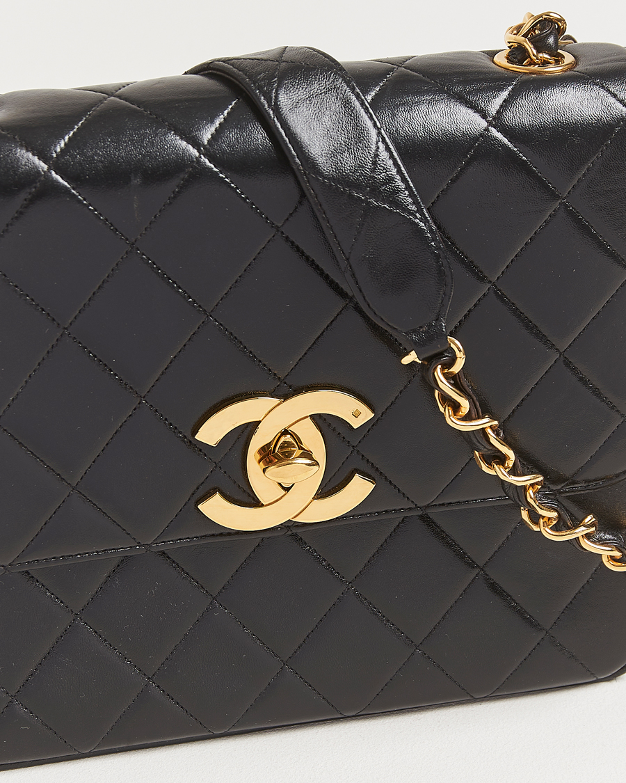 Herren | Chanel Pre-Owned Classic Flap Bag Deca Squared Lambskin Black | Chanel Pre-Owned | Classic Flap Bag Deca Squared Lambskin Black