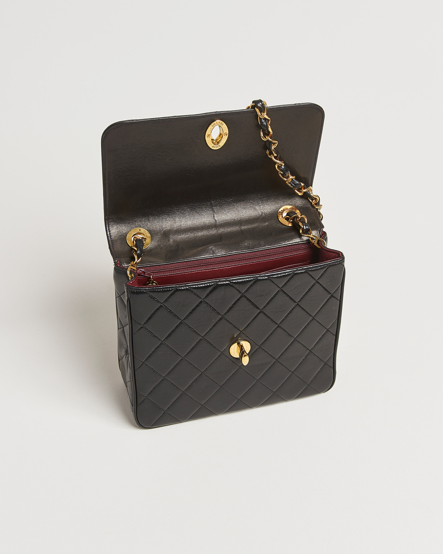 Herren | Chanel Pre-Owned Classic Flap Bag Deca Squared Lambskin Black | Chanel Pre-Owned | Classic Flap Bag Deca Squared Lambskin Black