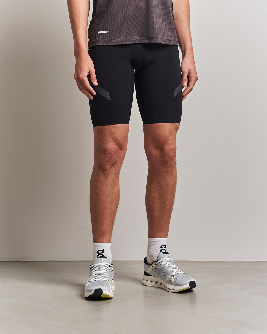 Herren | Shorts | SOAR Running | Half Tight Black