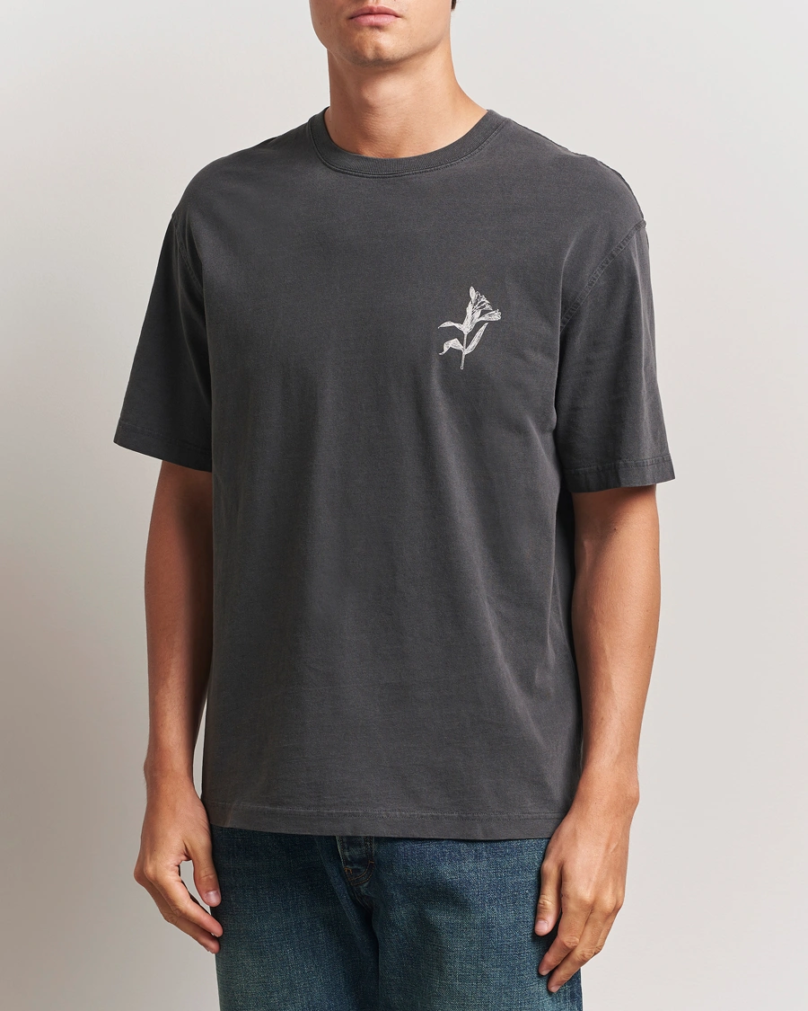 Herren | T-Shirts | Samsøe Samsøe | Printed Lily Crew Neck T-Shirt Washed Black