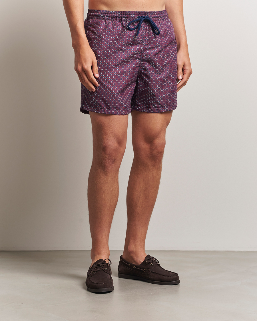 Herren | Badehosen | Oscar Jacobson | Printed Swimshorts Red/Navy