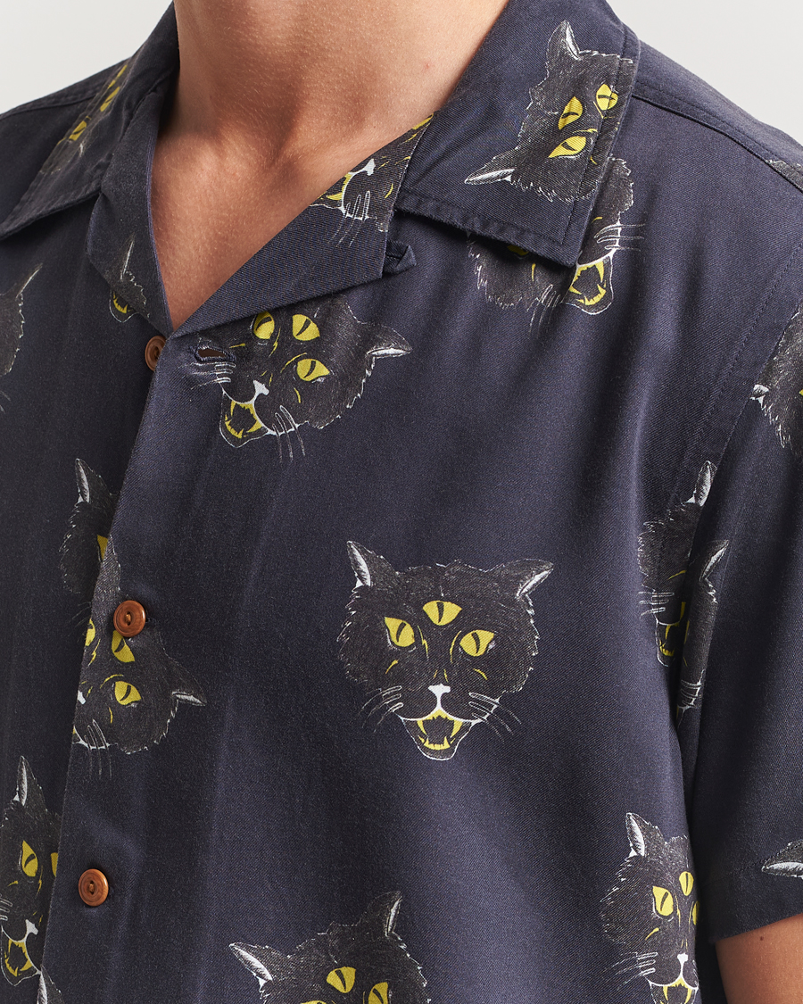 Herren | Hemden | Nudie Jeans | Arvid The Cat Hawaii Shirt Antracite