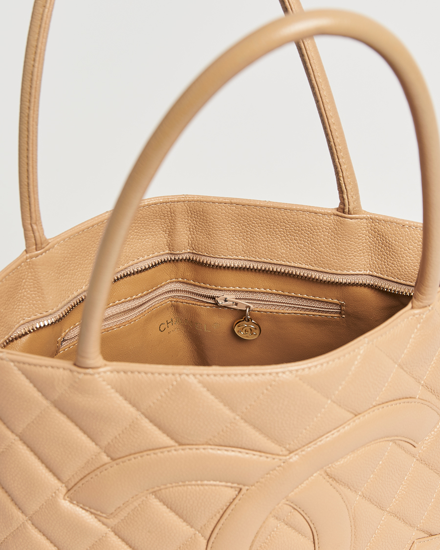 Herren | Gifts for Her | Chanel Pre-Owned | Medallion Tote Bag Caviar Beige