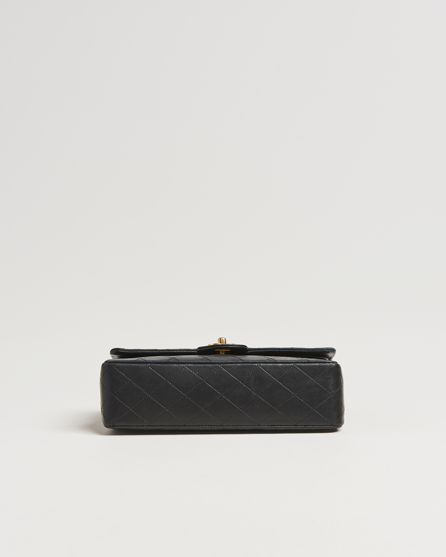 Herren | Chanel Pre-Owned Classic Medium Double Flap Bag Lambskin Black | Chanel Pre-Owned | Classic Medium Double Flap Bag Lambskin Black